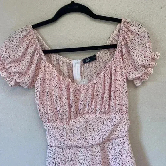 Brand new!! CBR Women’s Floral Dress - Picture 2 of 10